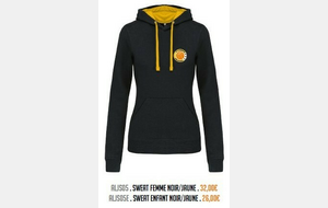 Sweat noir et jaune 